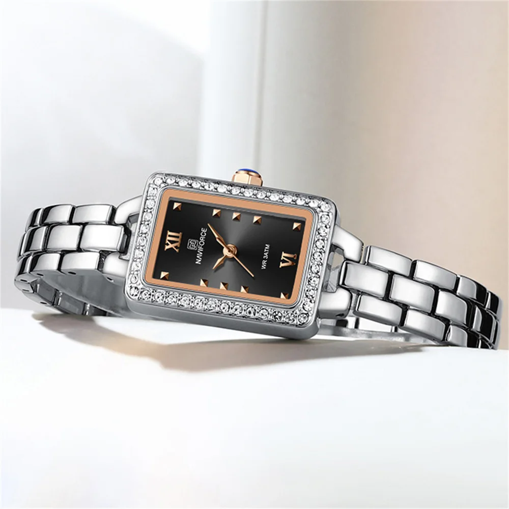 NAVIFORCE NF5043L CH Watch For Women With Free Box.