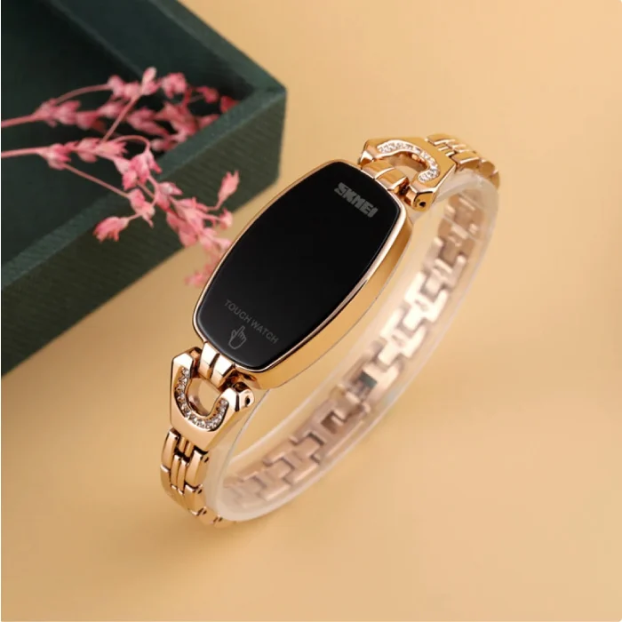 SKMEI 1588 CH Watch For Women With Free Box.